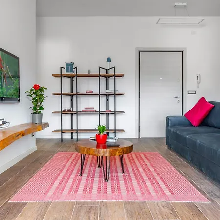 Apartment - Sweety With Balcony!