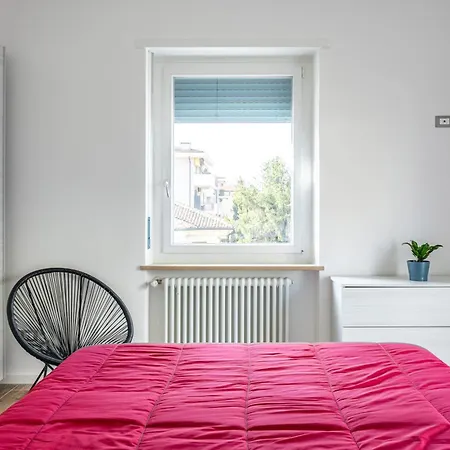 - Sweety With Balcony! *